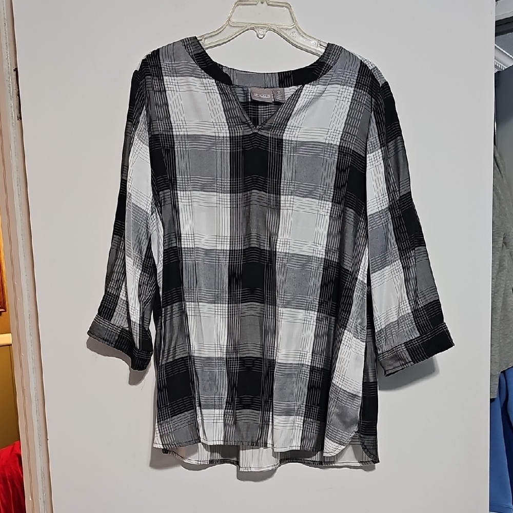 Chico's Black and White Plaid Blouse Size 2 Large Fall School Work